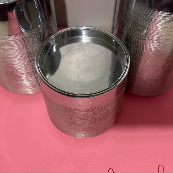 Vera Wang Silver Textured Candle Holder Set - Picture 5 of 8